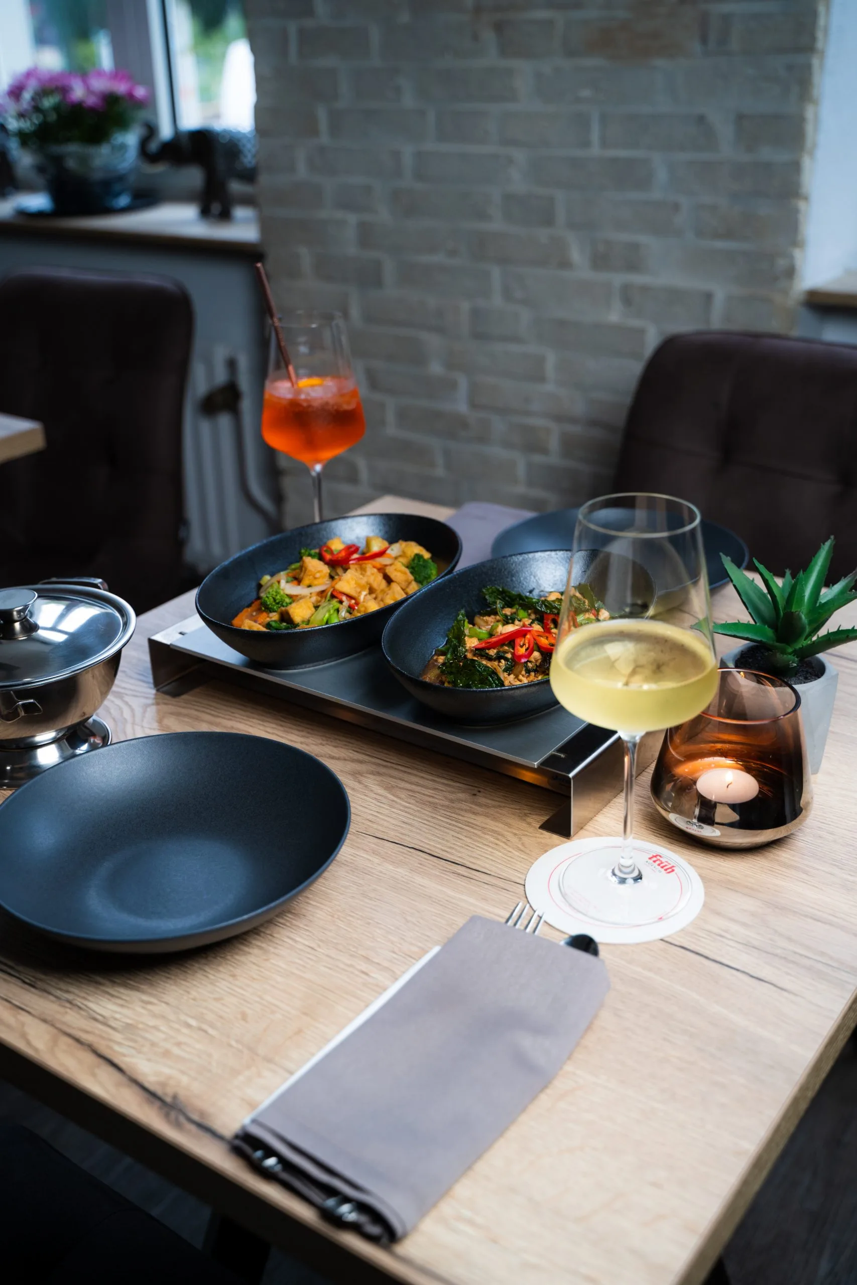 Gedeckter Tisch in einem Restaurant